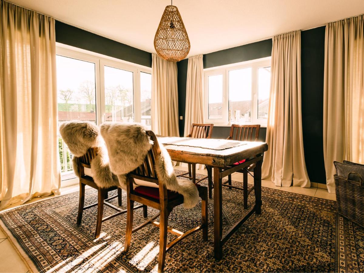 Ferienwohnung Auszeit 키엠민크 외부 사진